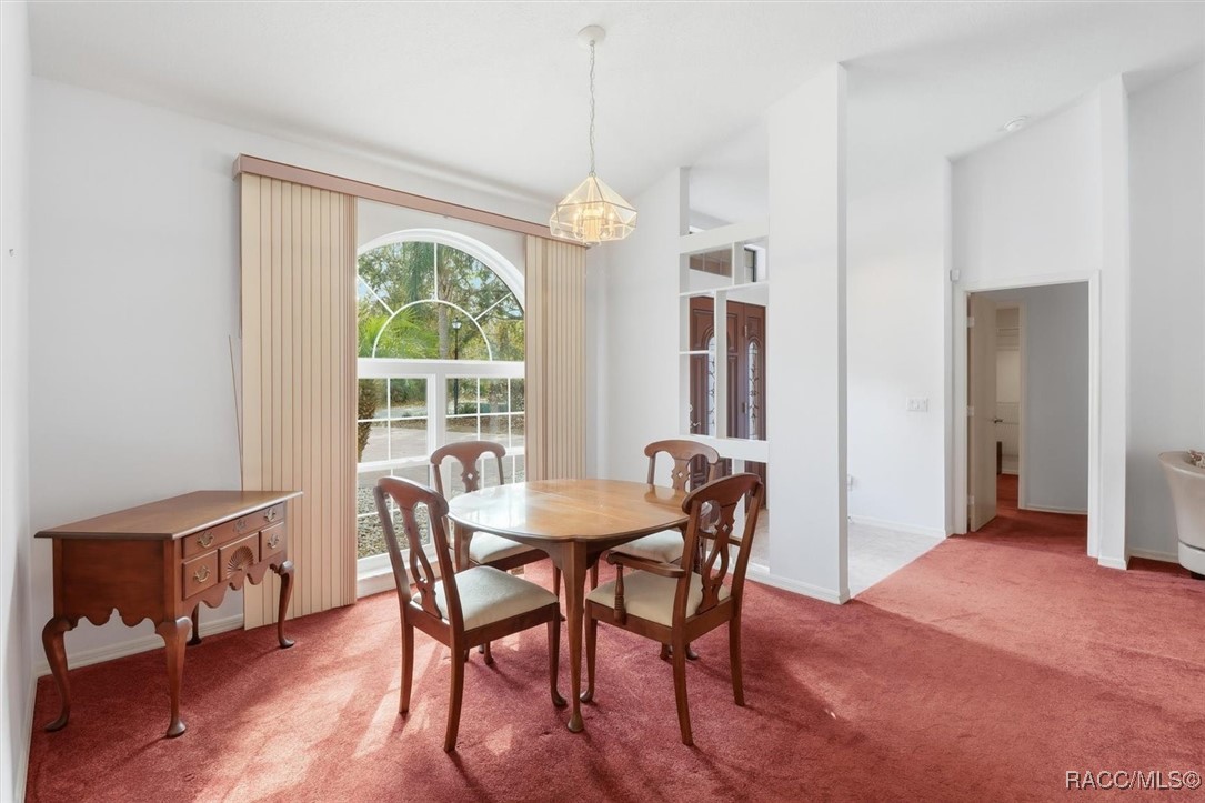 22 Mastic Court W