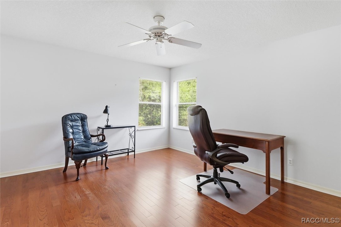 22 Mastic Court W
