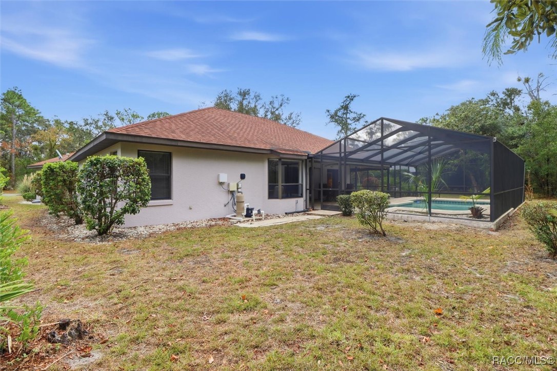 22 Mastic Court W