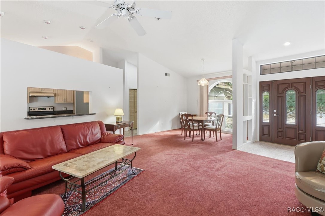 22 Mastic Court W