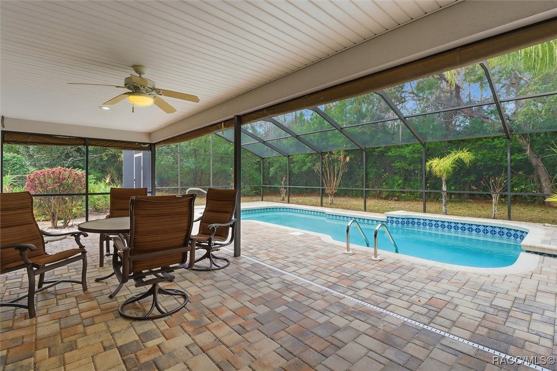 22 Mastic Court W