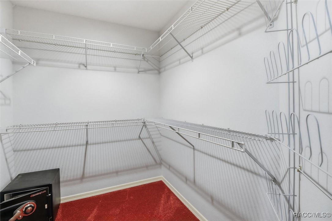 22 Mastic Court W