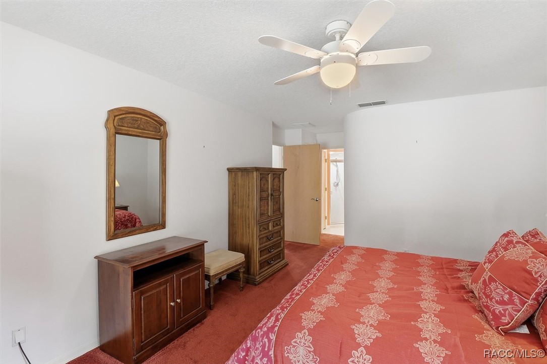 22 Mastic Court W