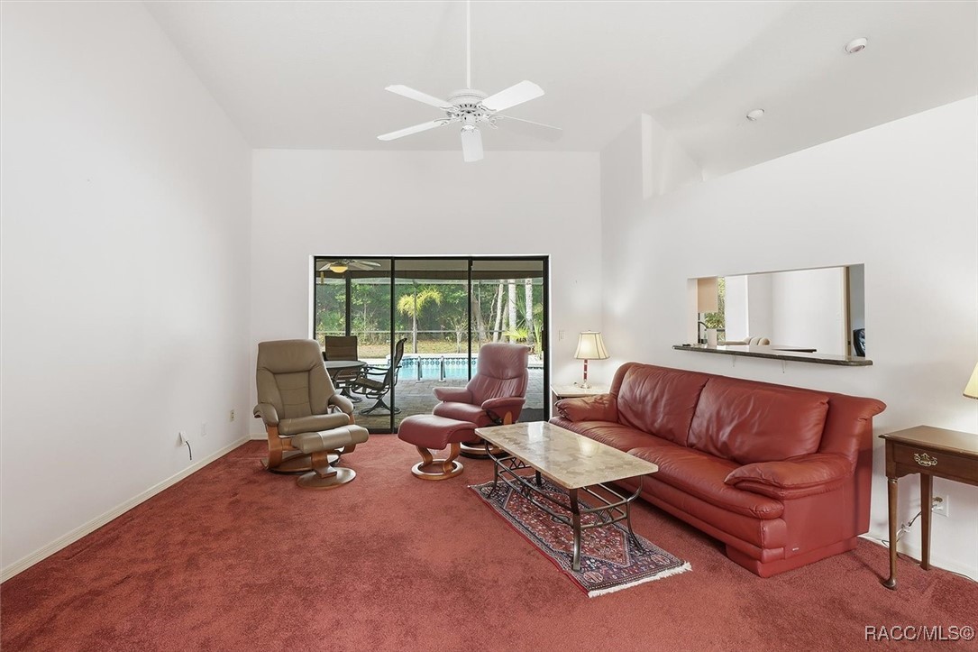 22 Mastic Court W