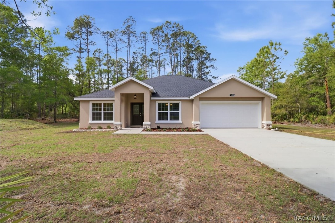 9620 N Goldenbell Way