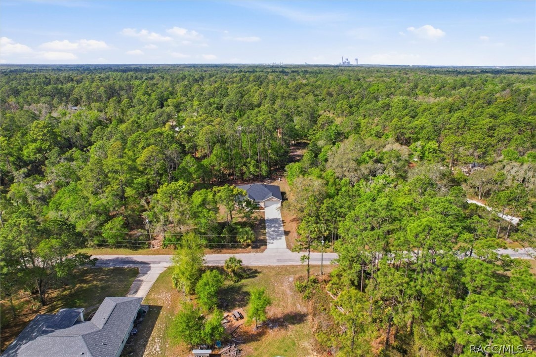 9620 N Goldenbell Way