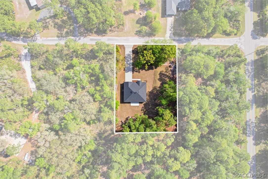 9620 N Goldenbell Way