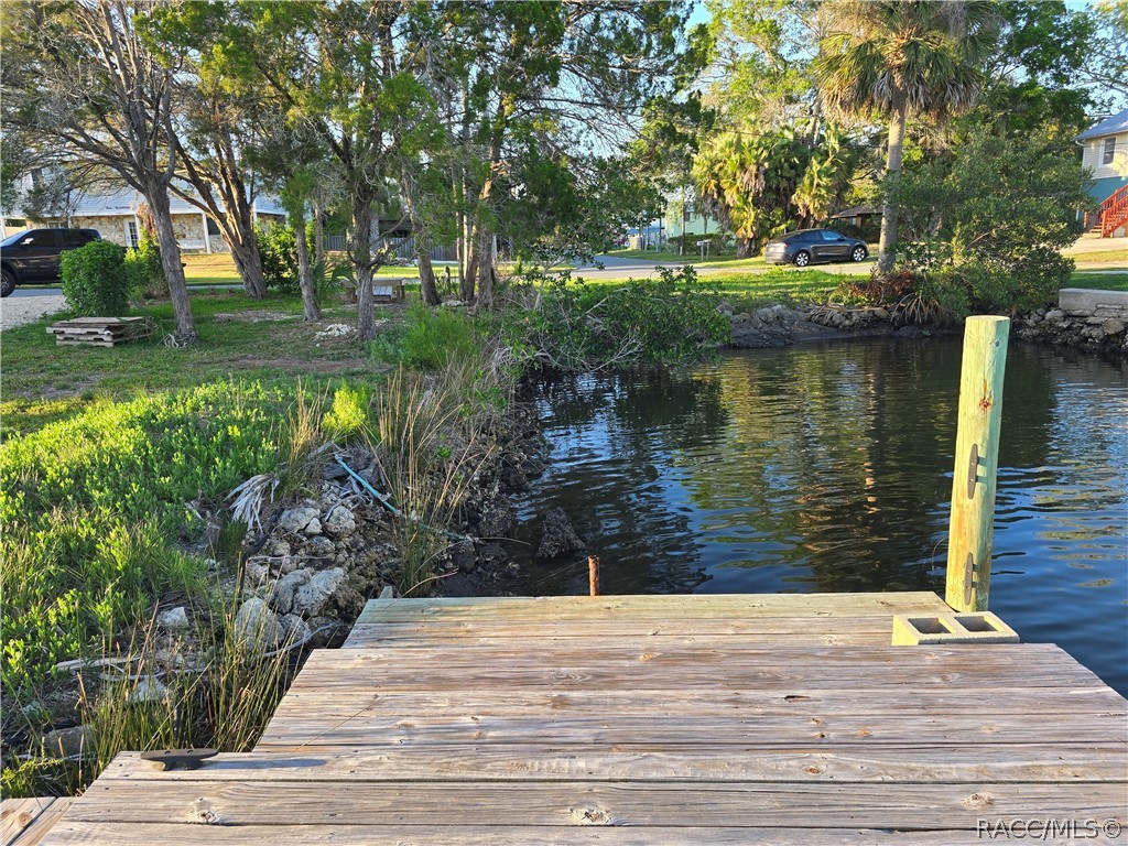 7472 W Thunderbird Island