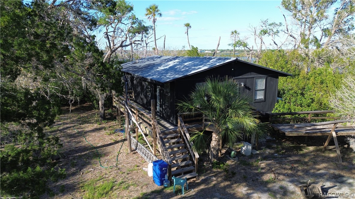7472 W Thunderbird Island