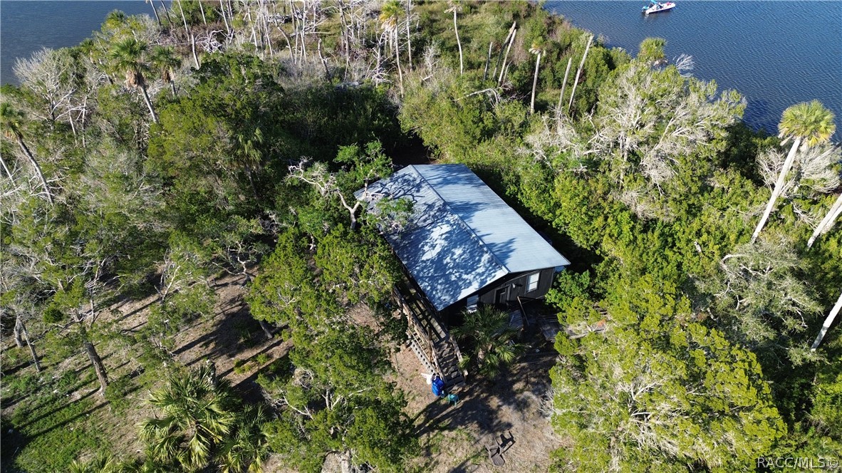 7472 W Thunderbird Island