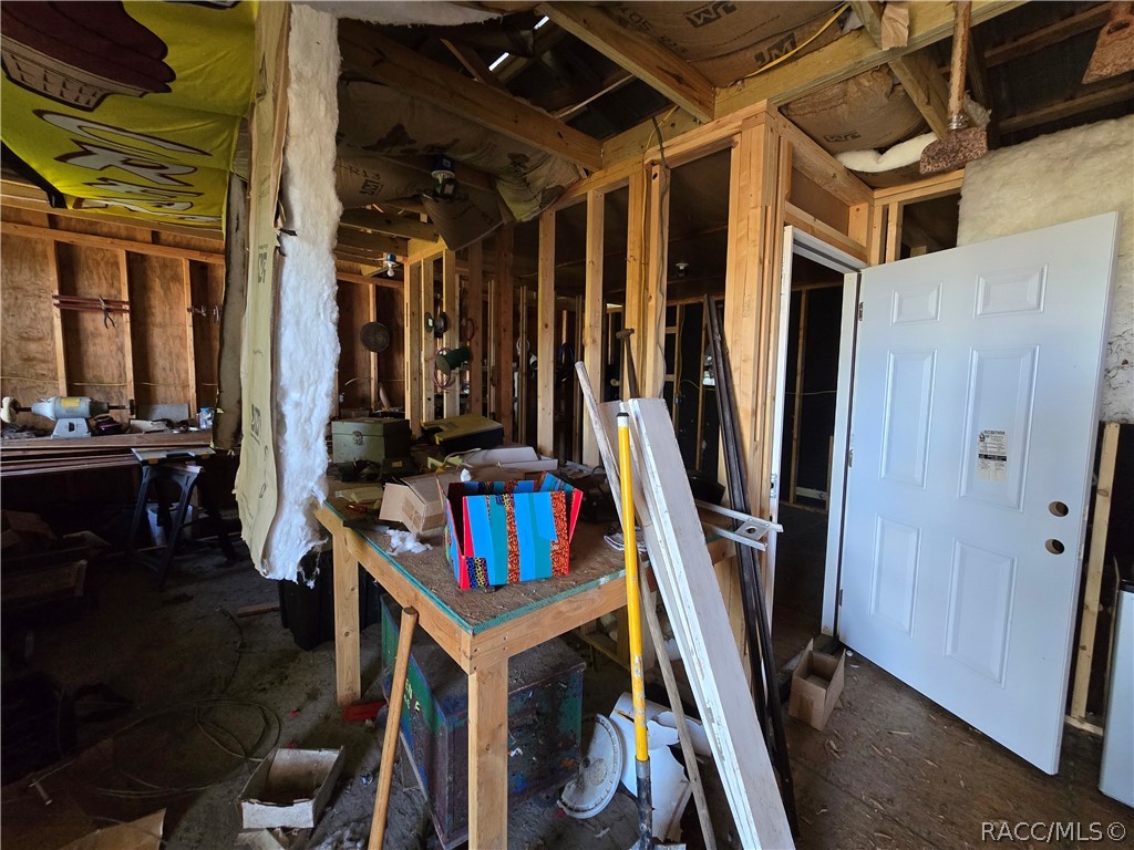 7472 W Thunderbird Island