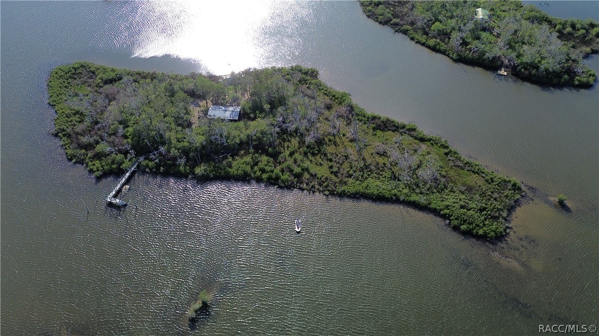7472 W Thunderbird Island