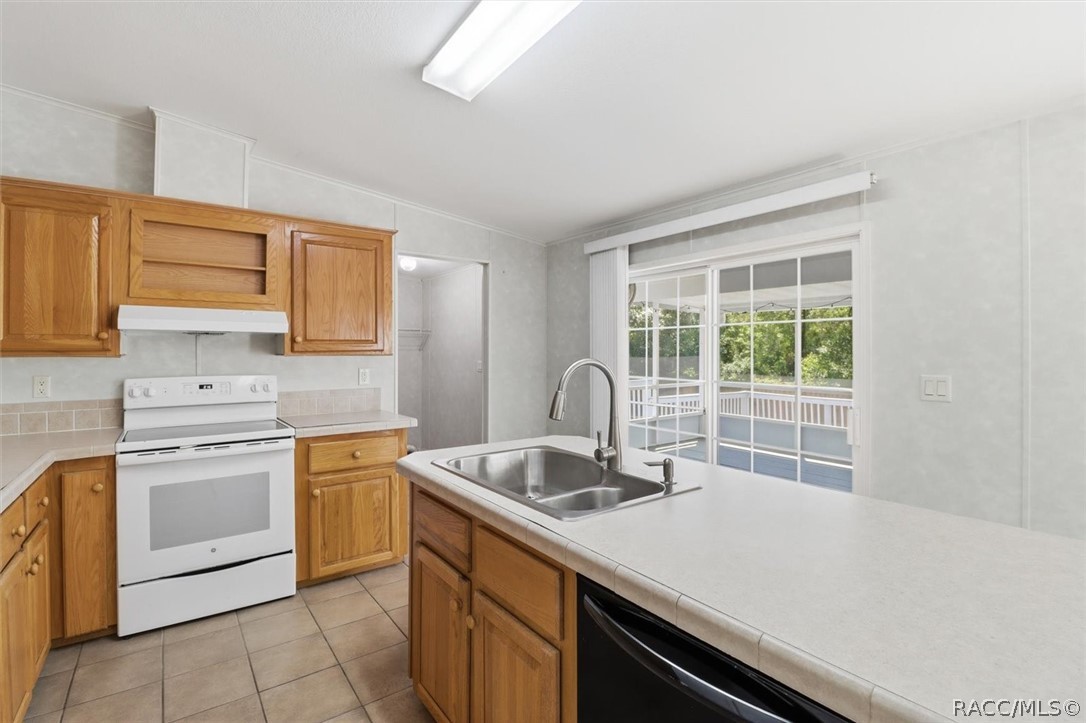 5292 S Bayliner Street