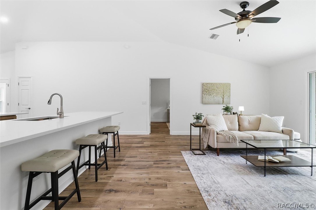 9315 N Bromeliad Terrace