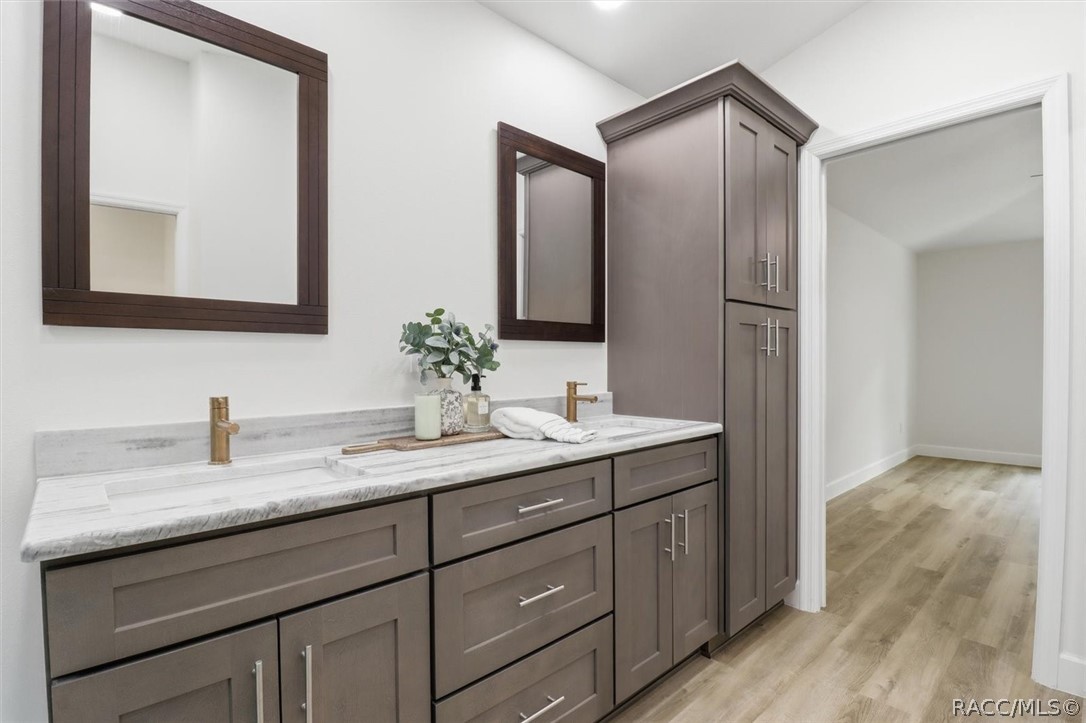 10503 W Dublin Street