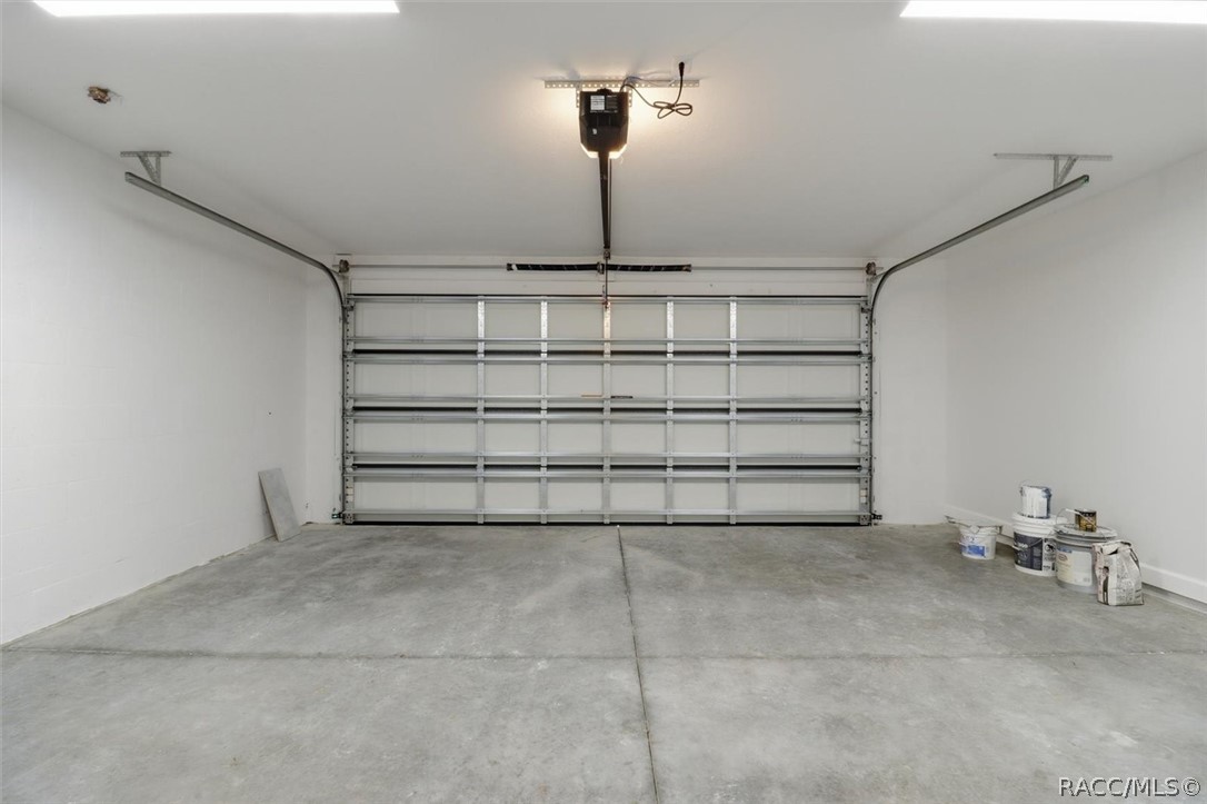 10503 W Dublin Street