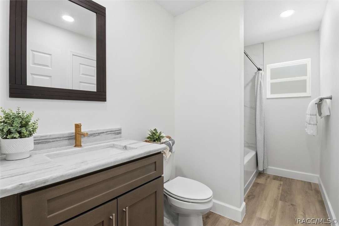 10503 W Dublin Street