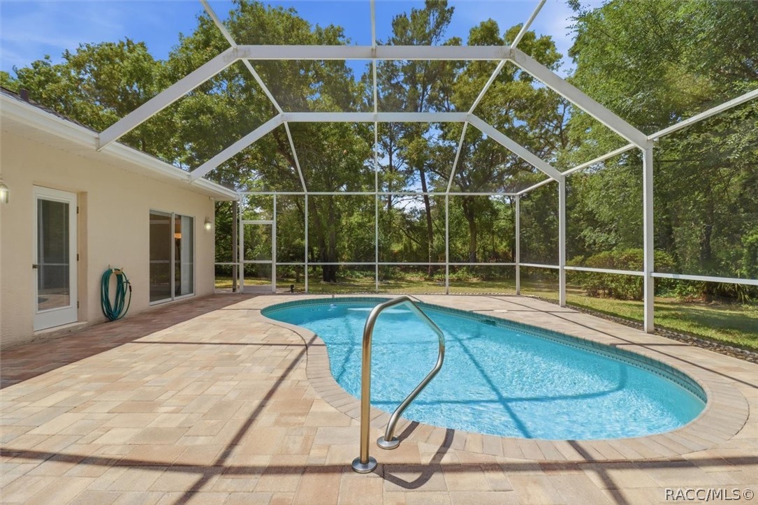 4 Poppy Court