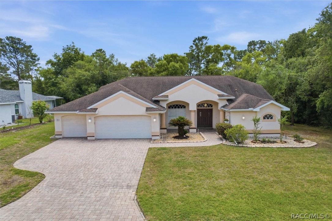 4 Poppy Court
