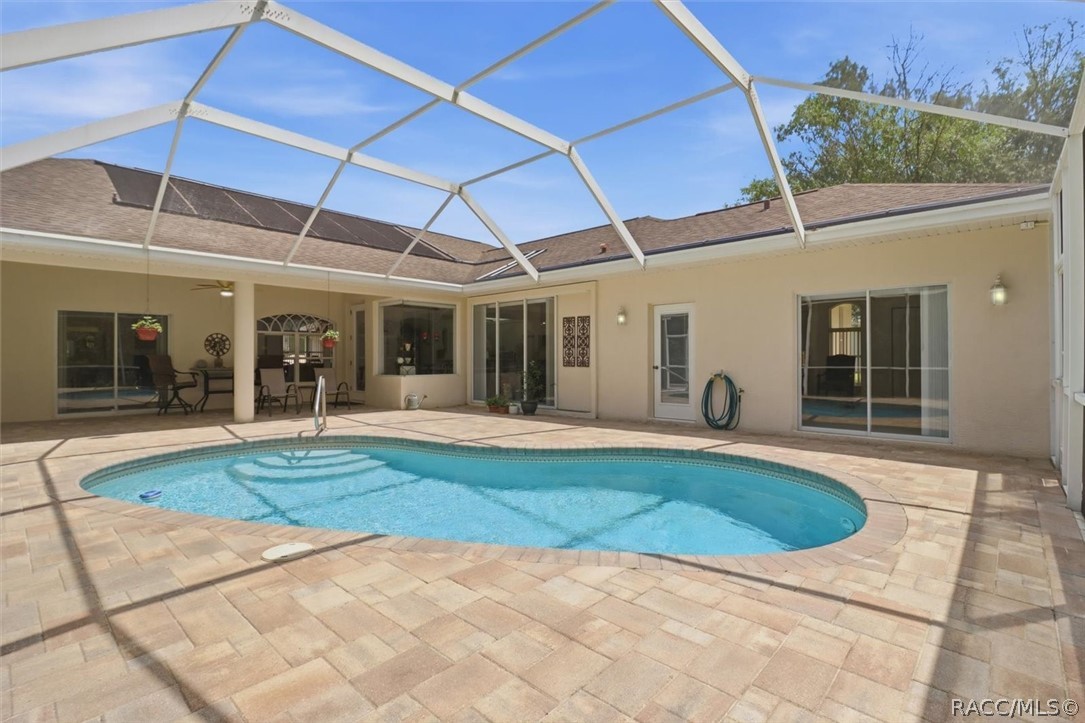 4 Poppy Court