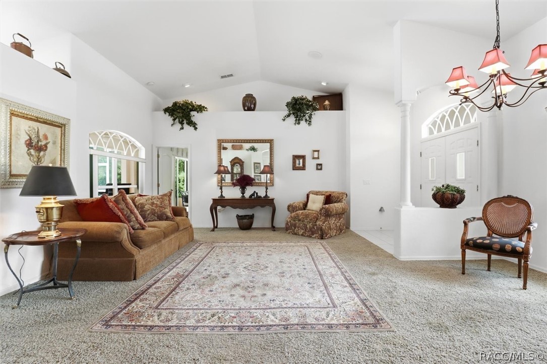 4 Poppy Court