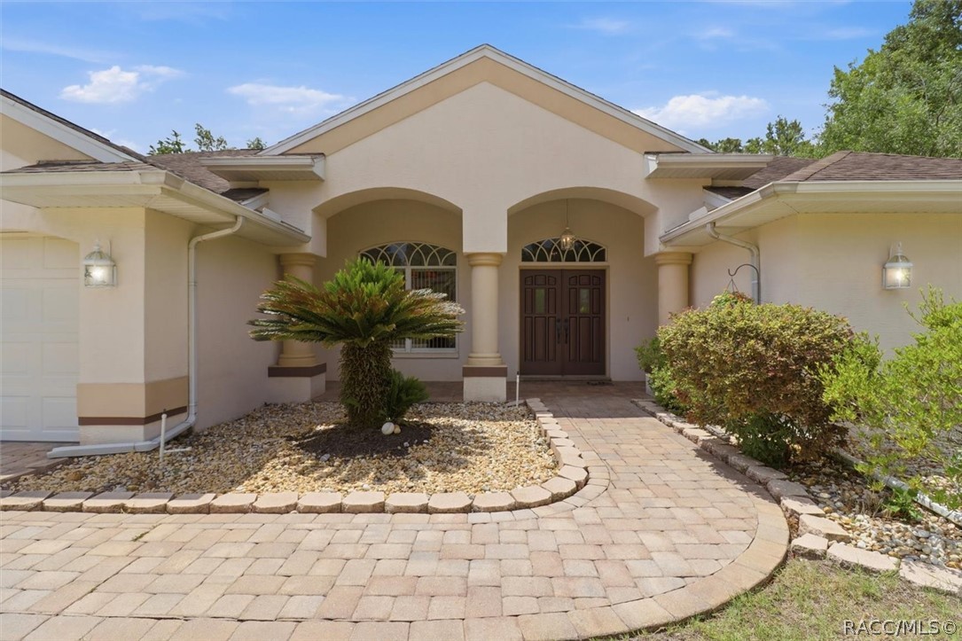 4 Poppy Court