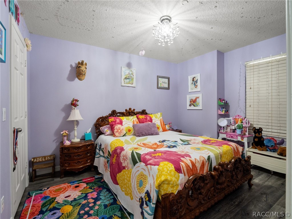4896 Palmetto Park Drive