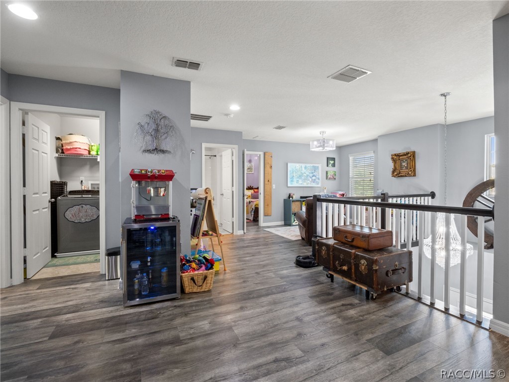 4896 Palmetto Park Drive