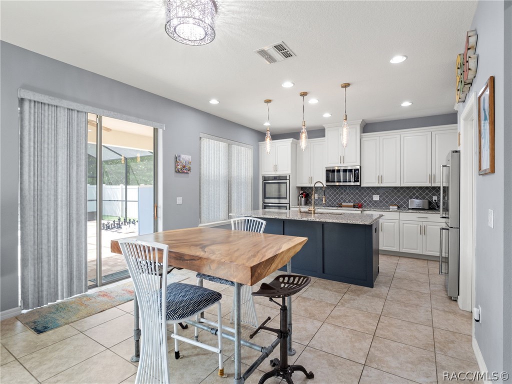 4896 Palmetto Park Drive