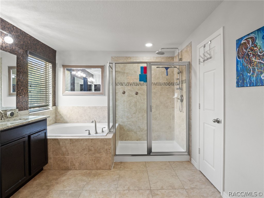 4896 Palmetto Park Drive
