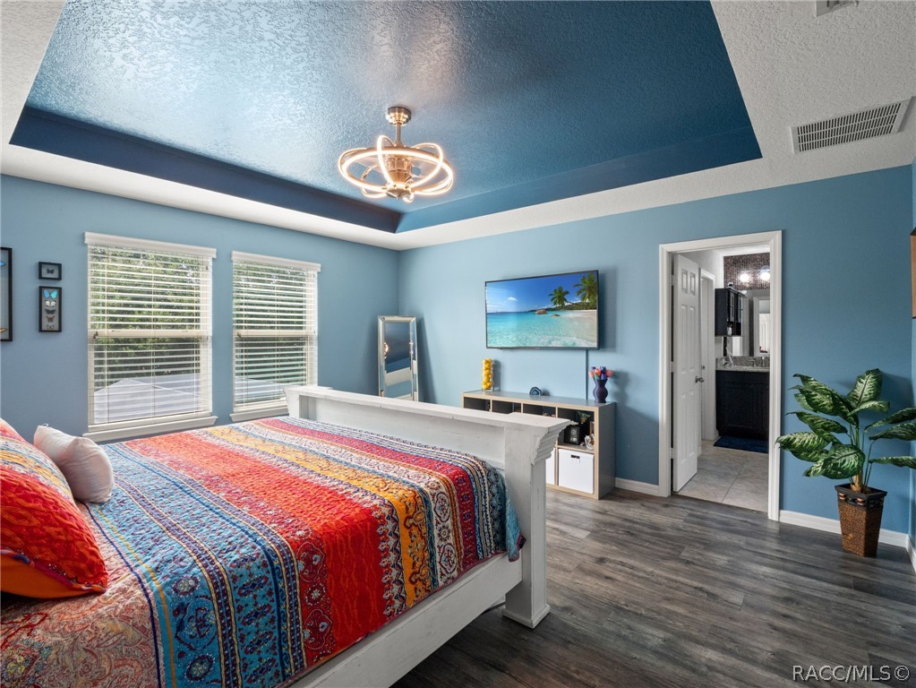 4896 Palmetto Park Drive