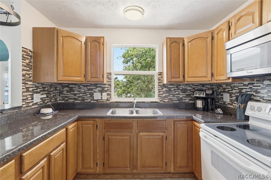 12409 W Standish Drive