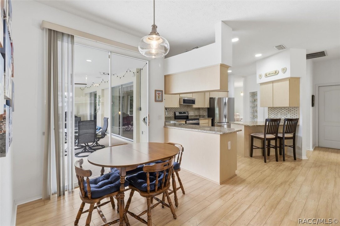 3843 W Northcrest Court
