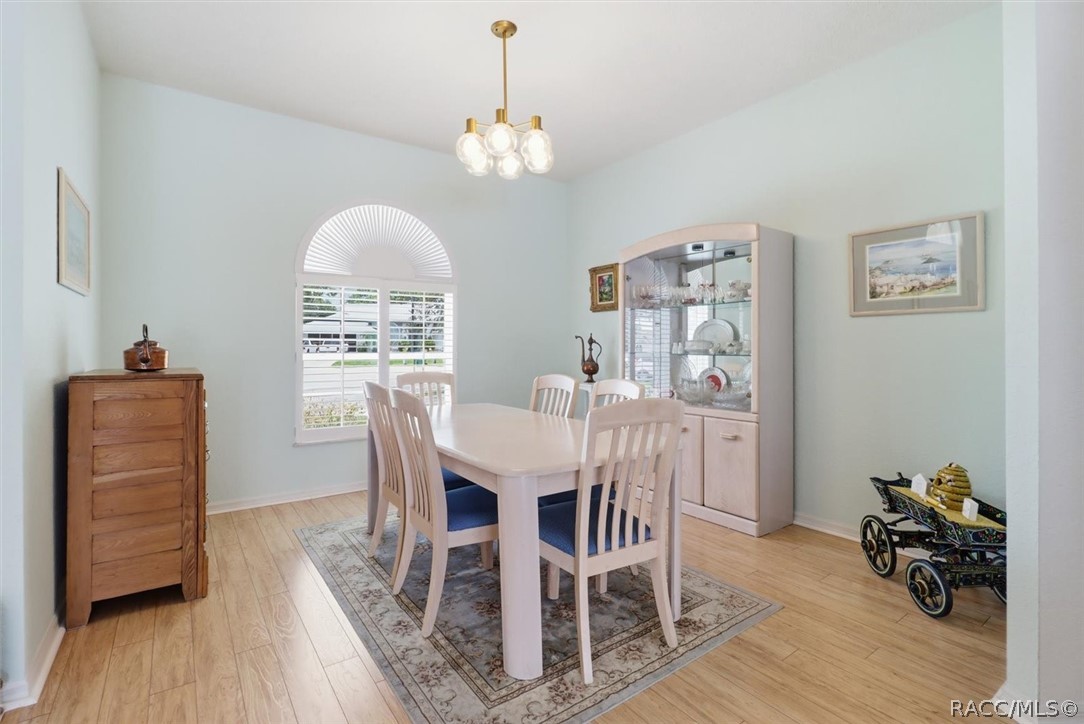 3843 W Northcrest Court