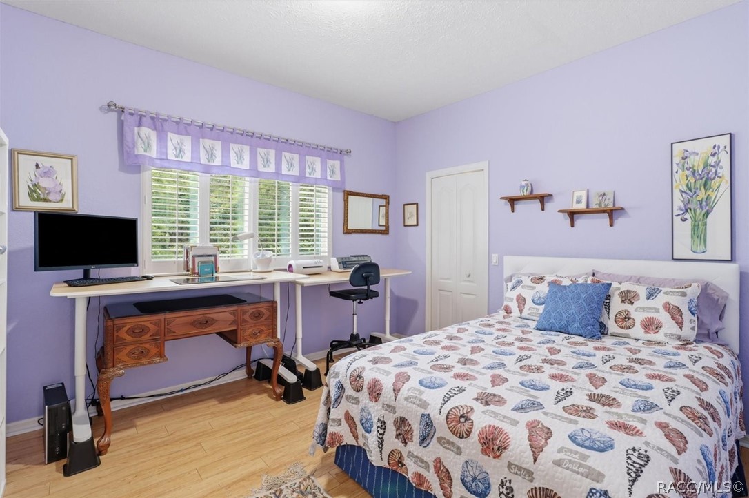 3843 W Northcrest Court