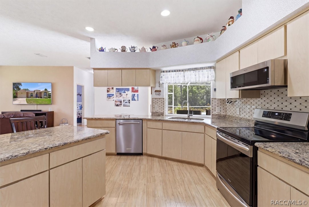 3843 W Northcrest Court