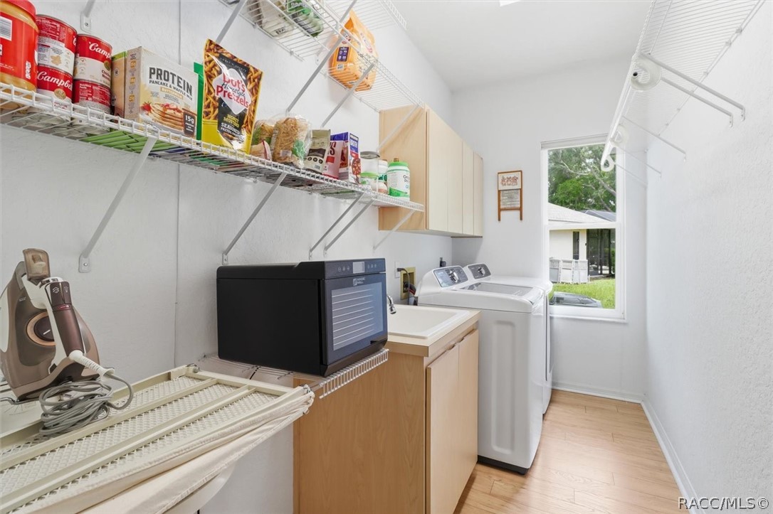 3843 W Northcrest Court