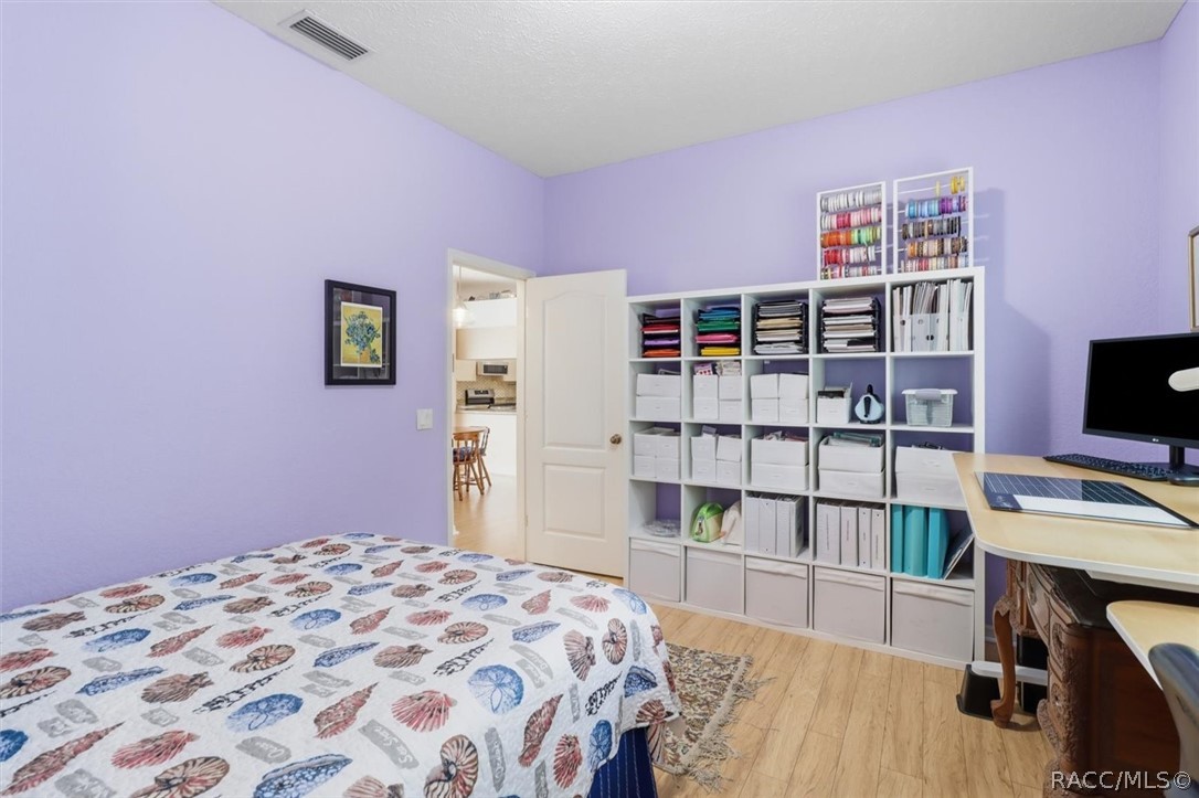 3843 W Northcrest Court