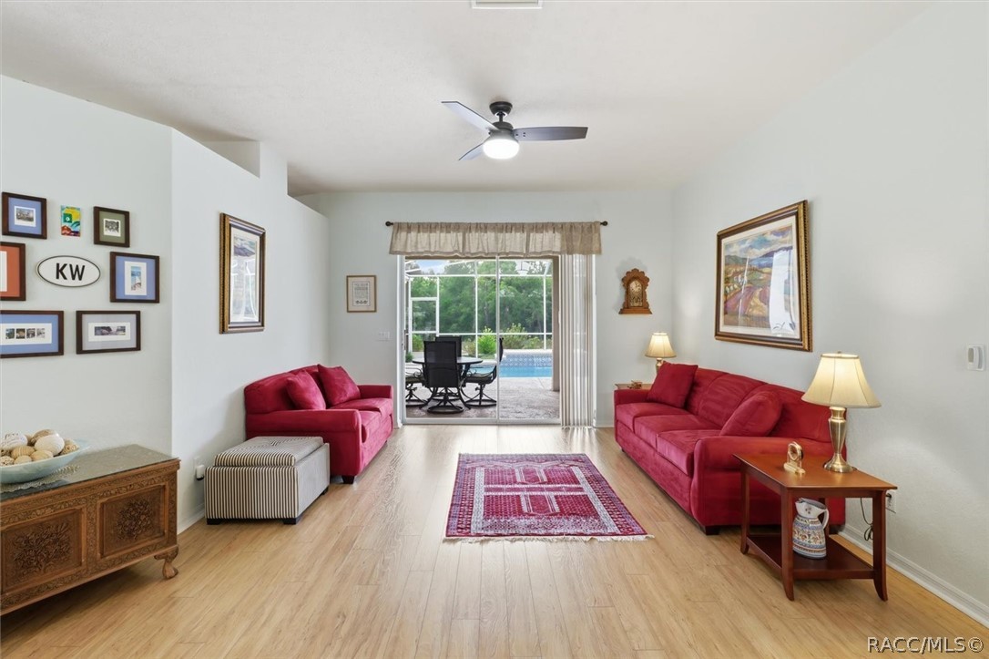 3843 W Northcrest Court