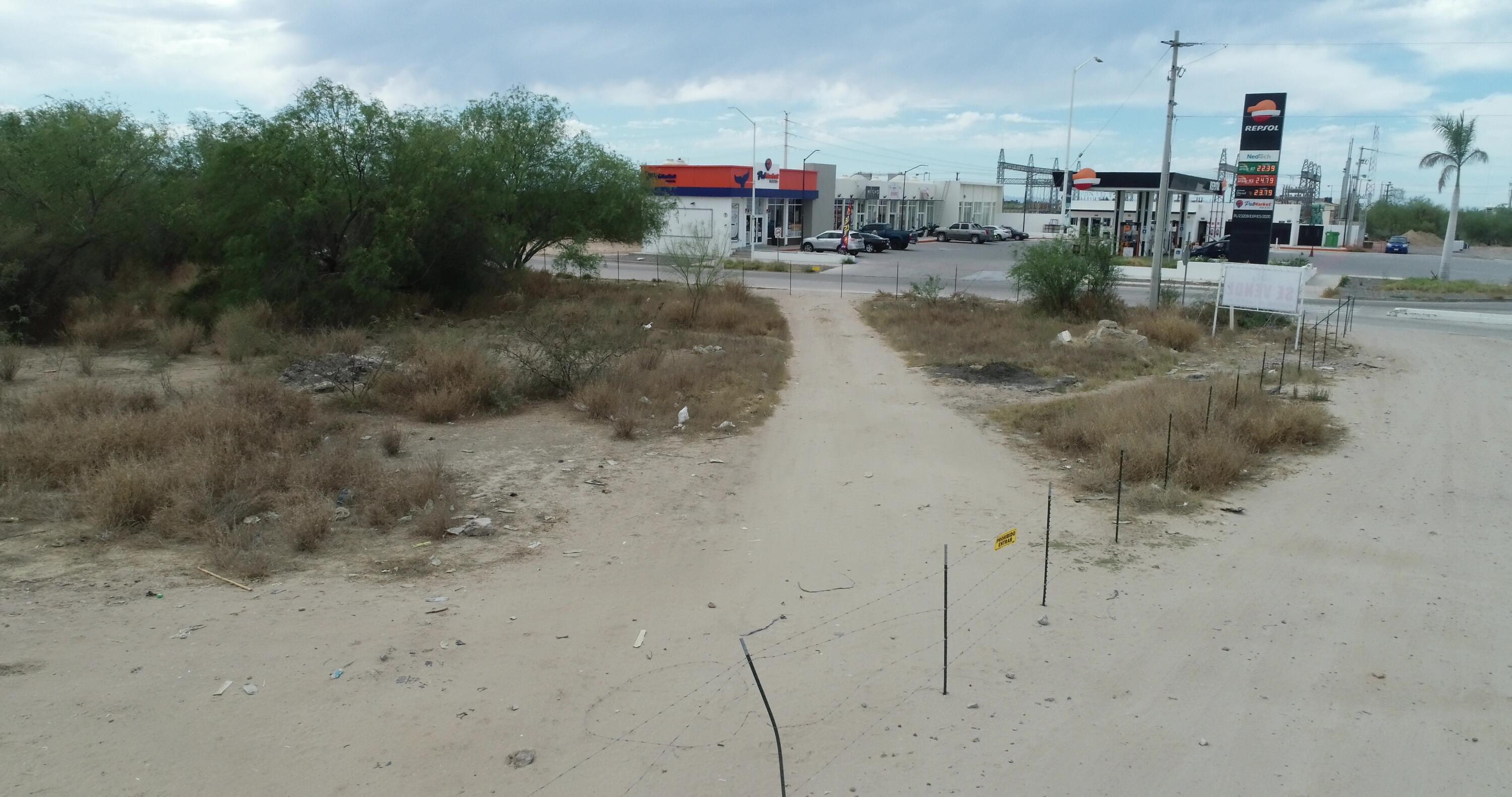 Blvd Pino Payas, Esquina Comercial Pino Payas