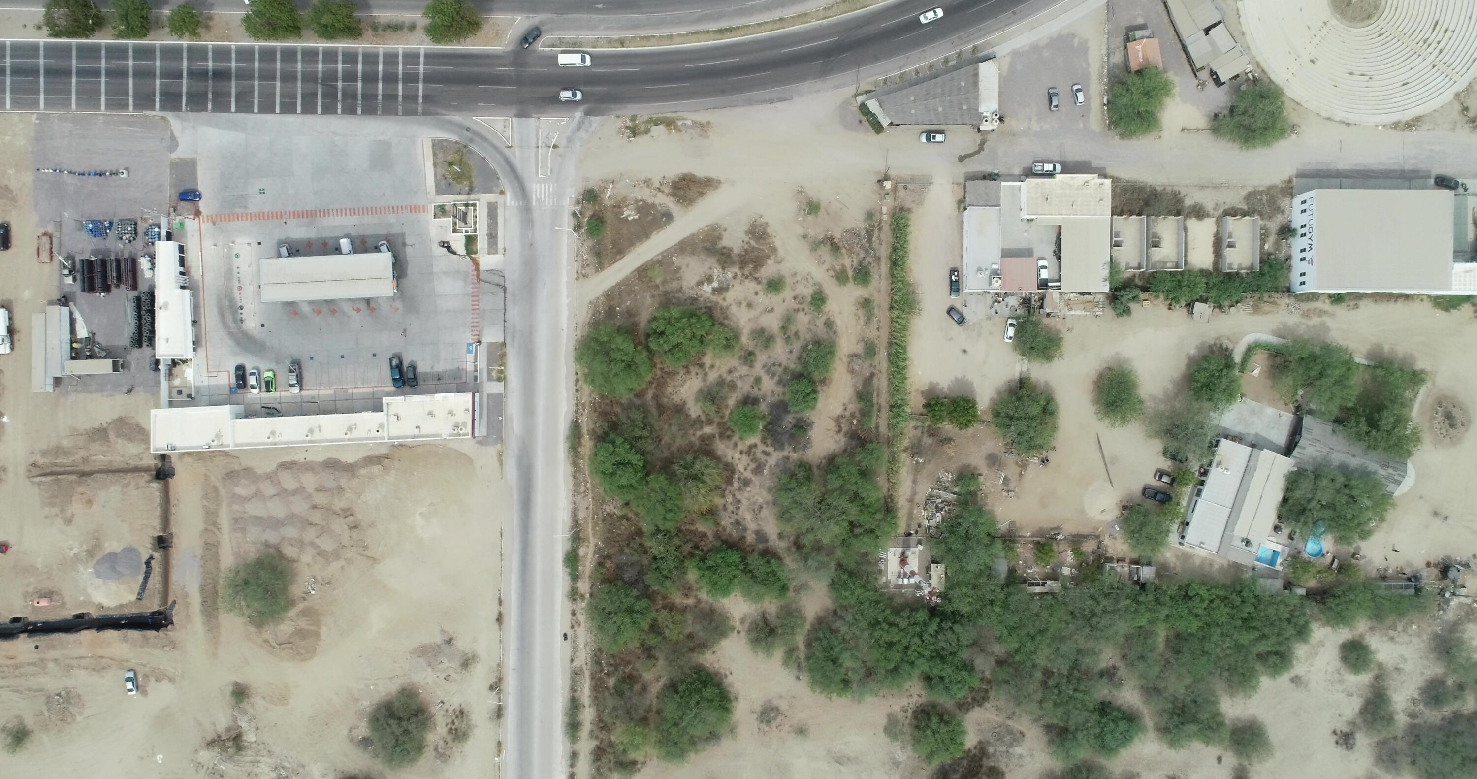 Blvd Pino Payas, Esquina Comercial Pino Payas