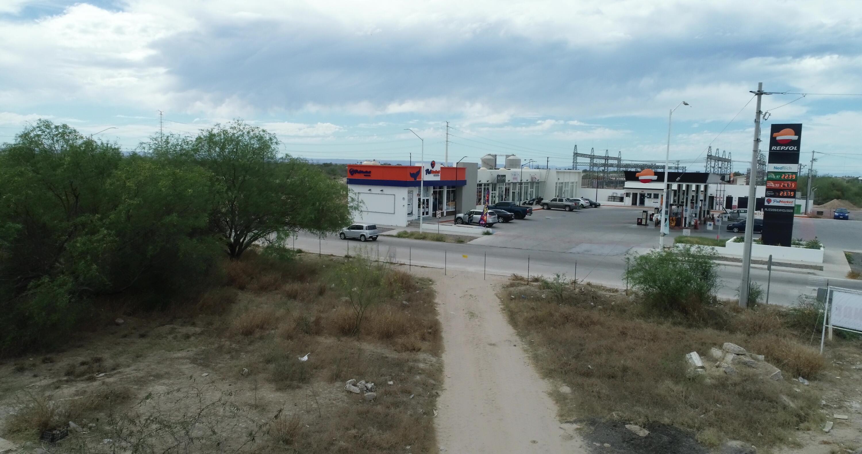 Blvd Pino Payas, Esquina Comercial Pino Payas