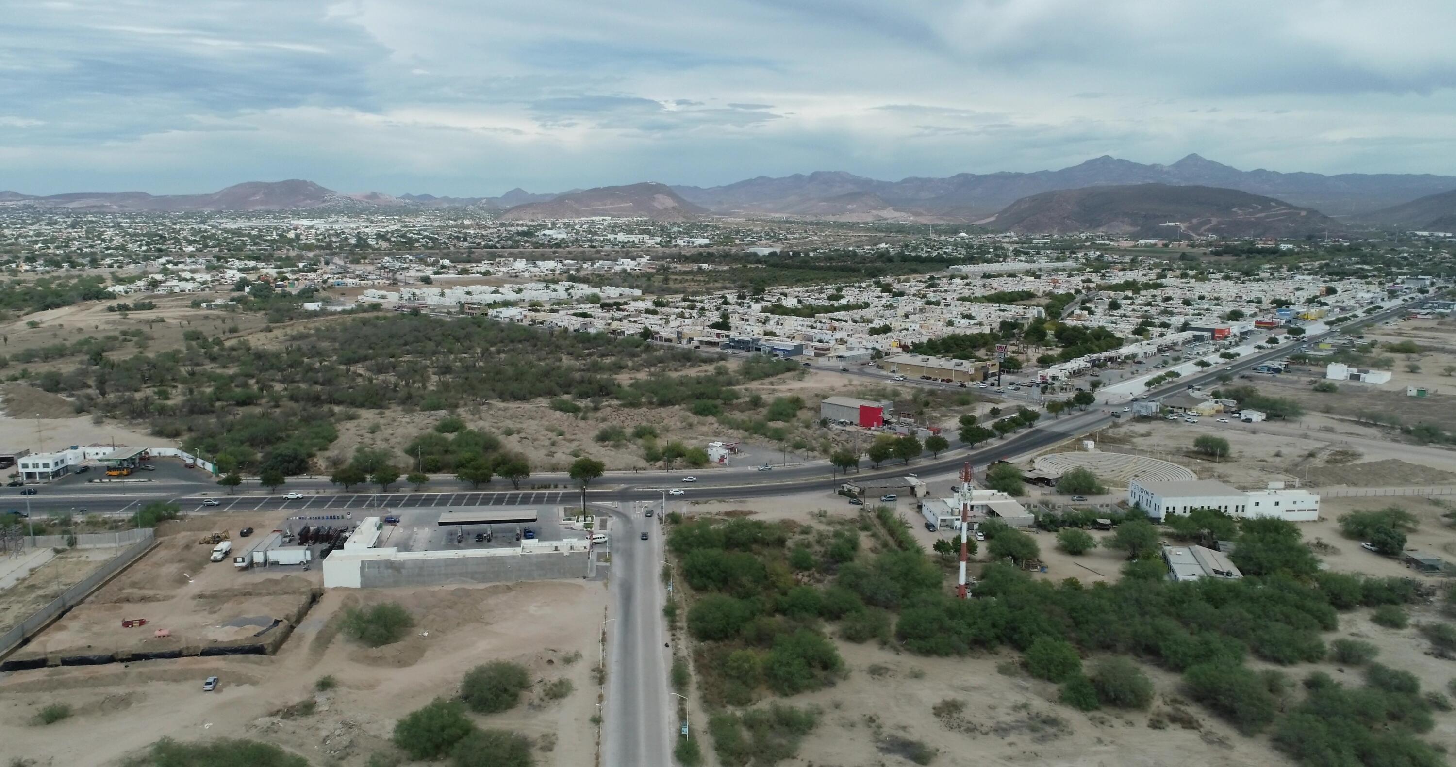 Blvd Pino Payas, Esquina Comercial Pino Payas