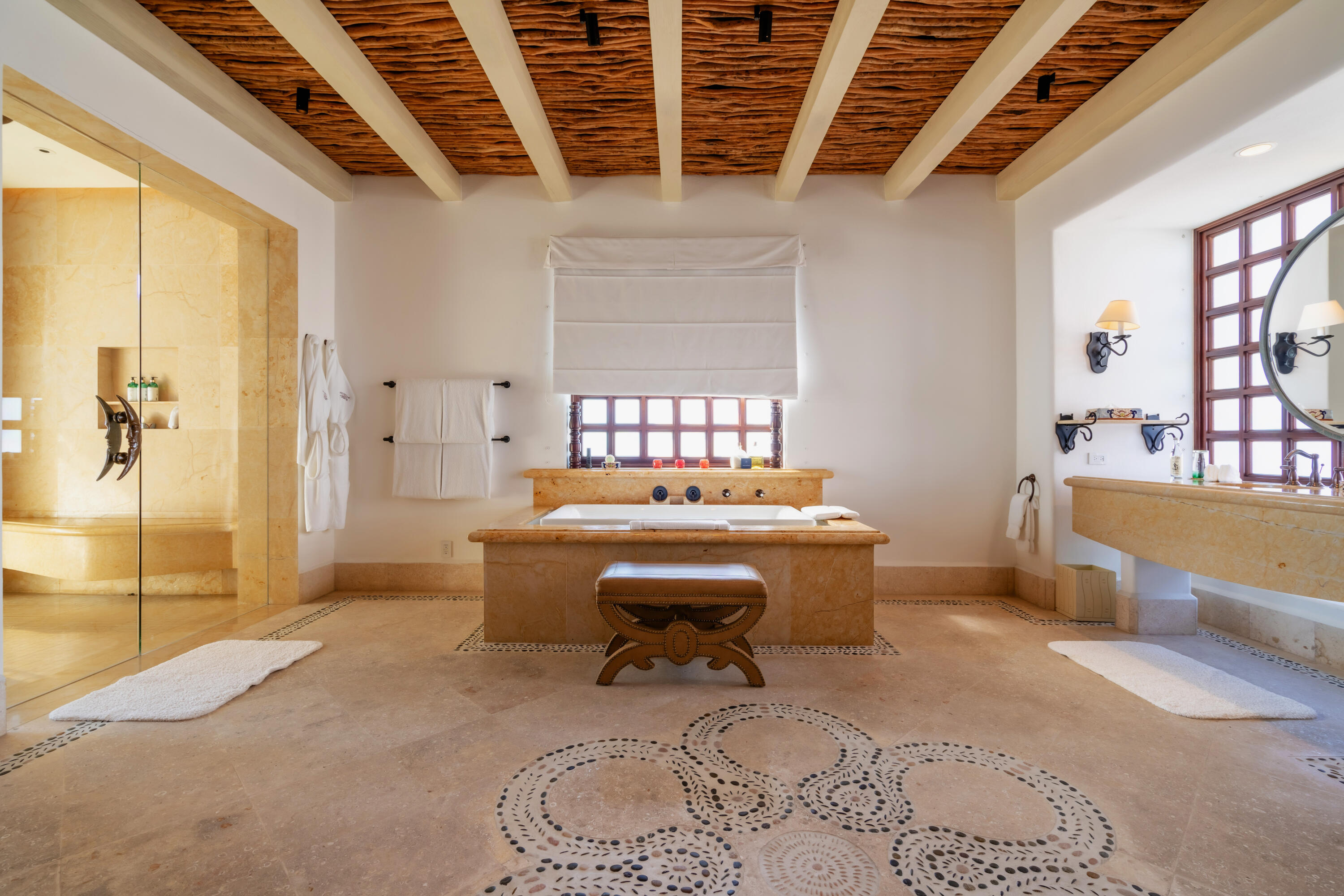 Residence 6301 Las Ventanas