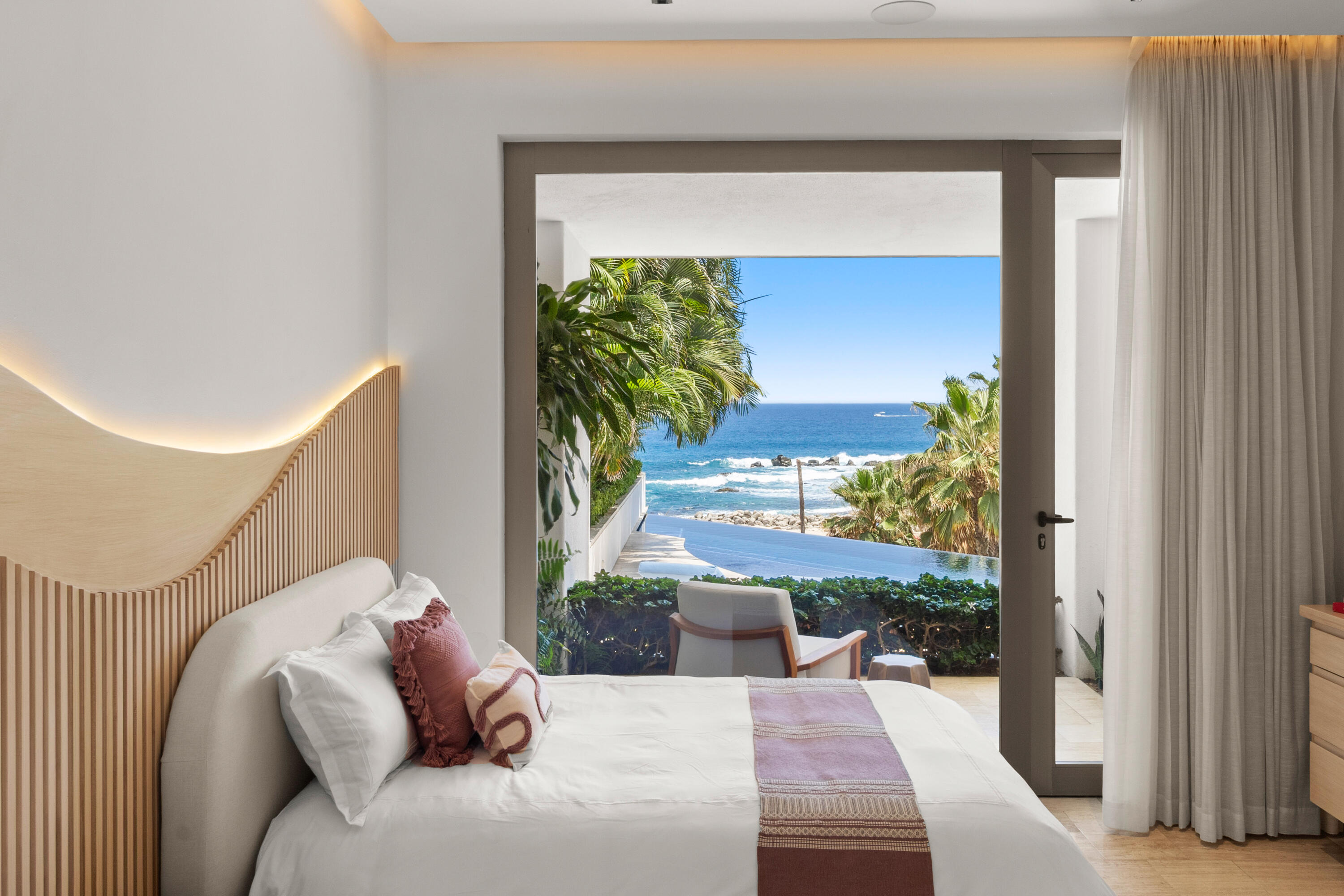 17 Playa del Rey, Villa Del Rey