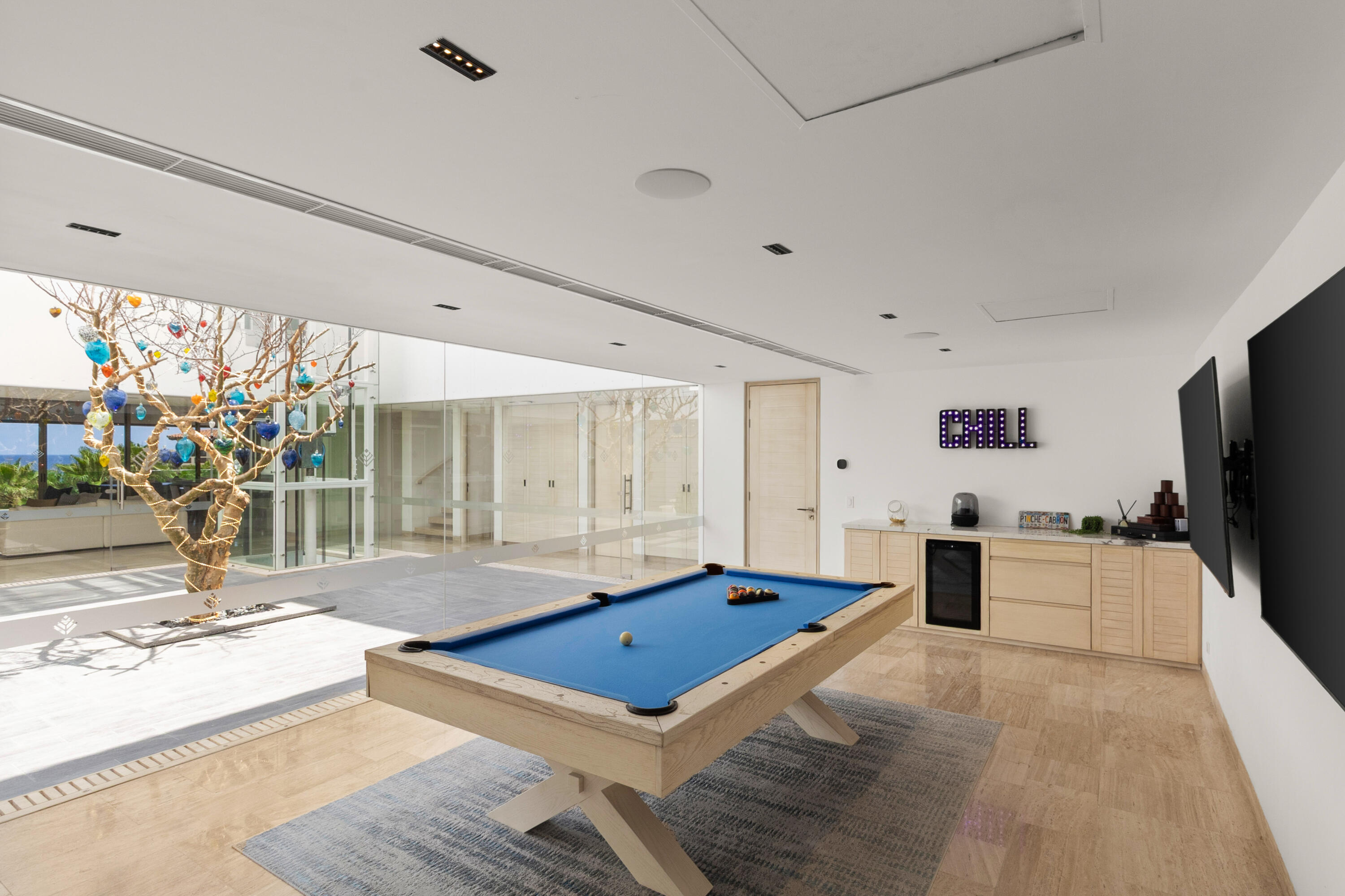 17 Playa del Rey, Villa Del Rey