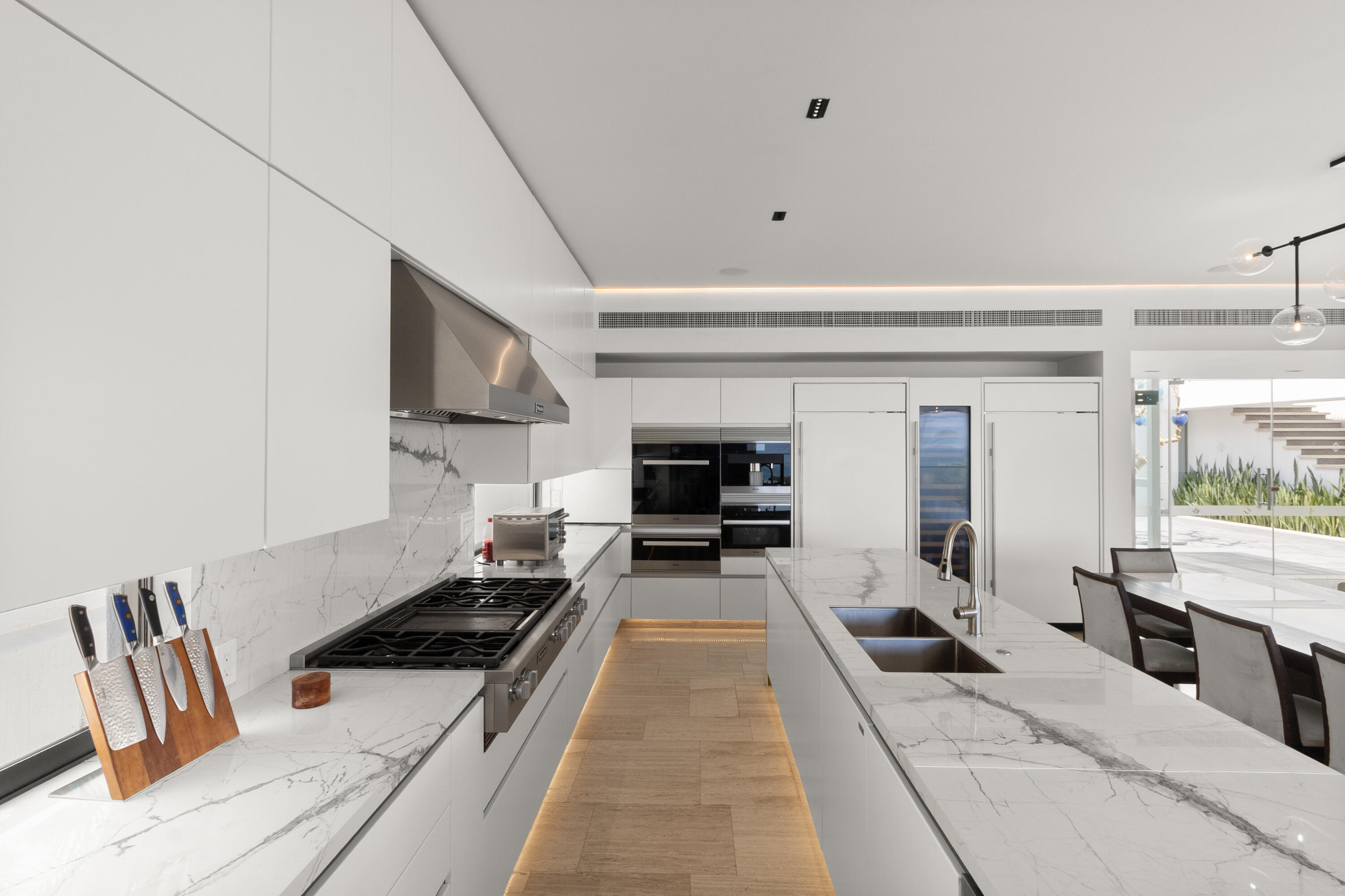 17 Playa del Rey, Villa Del Rey