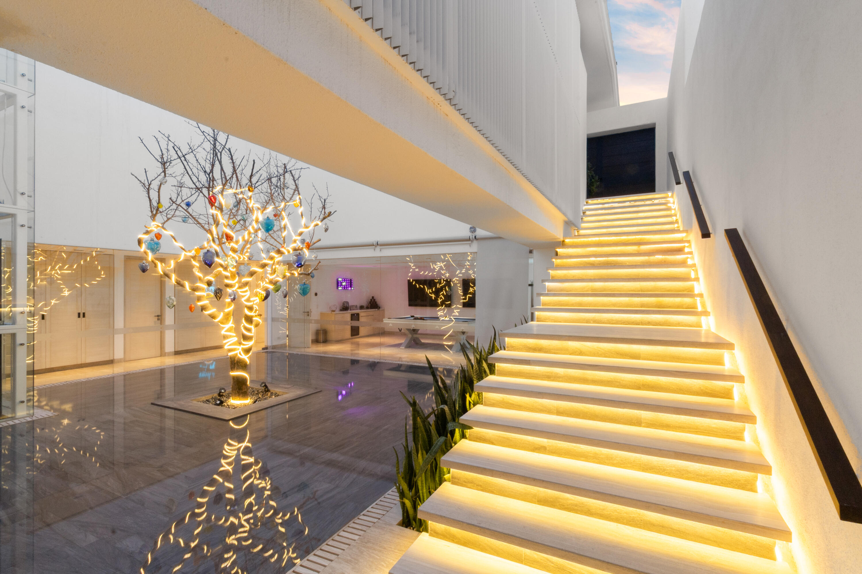 17 Playa del Rey, Villa Del Rey