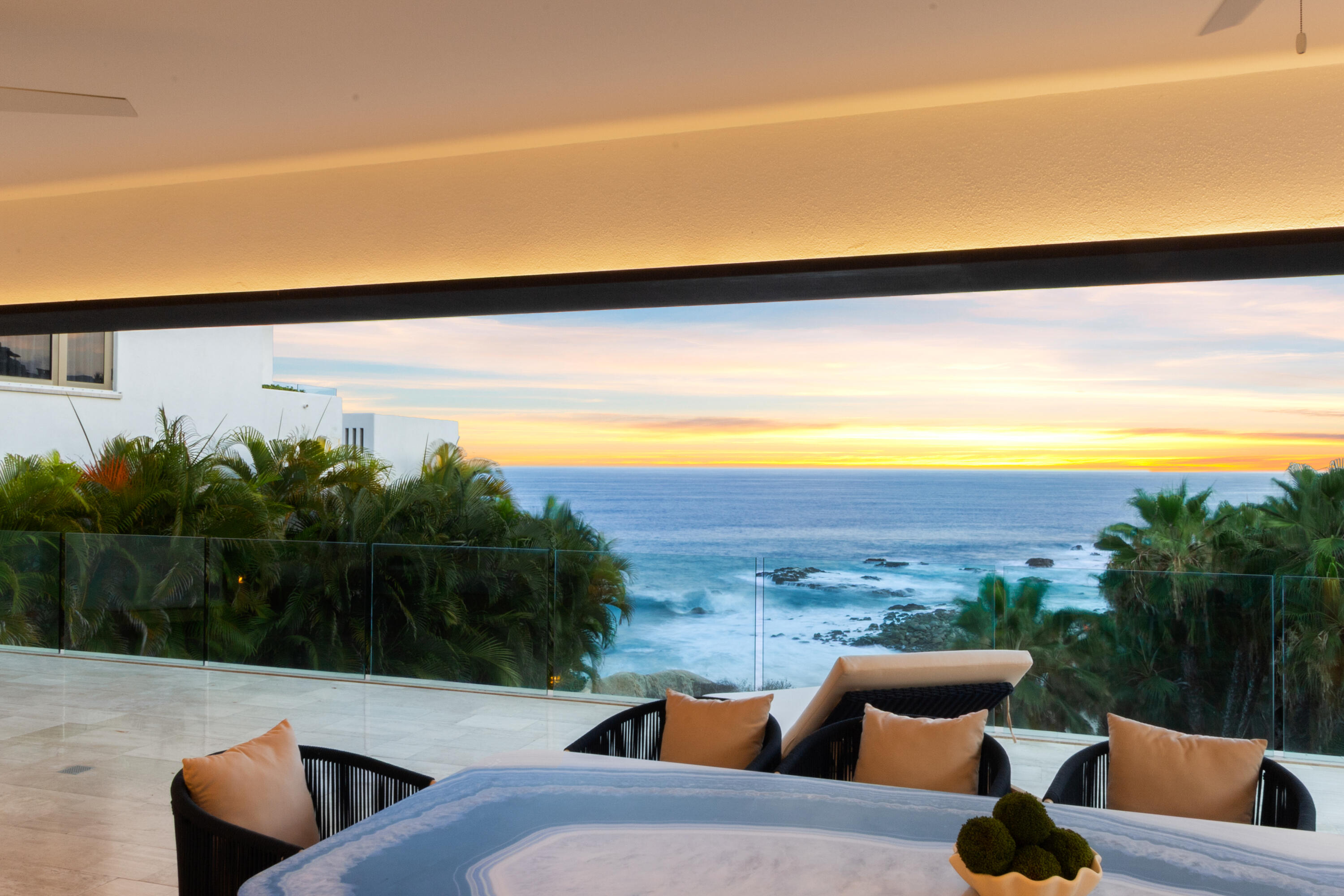 17 Playa del Rey, Villa Del Rey