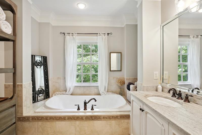 3585 Roxboro Road Unit 9